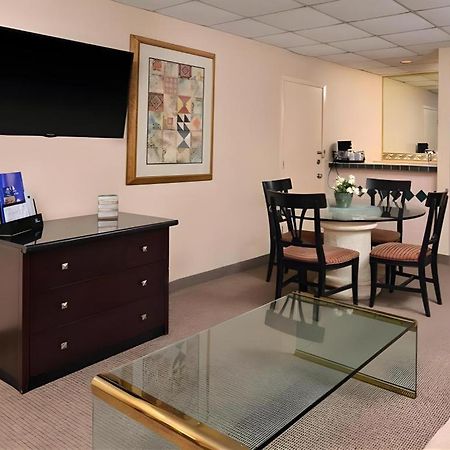 Americas Best Value Inn & Suites Victoria Kültér fotó