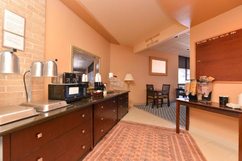 Americas Best Value Inn & Suites Victoria Kültér fotó